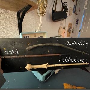 bellatrix lestrange harry potter wand from universal !! ✨🌙